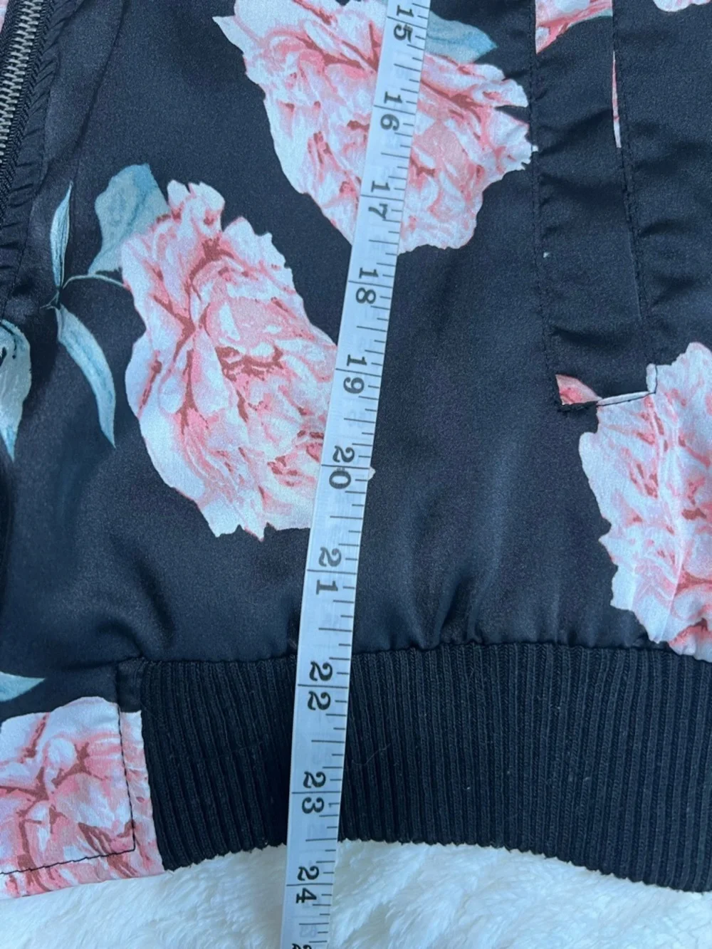 Wet Seal Floral Satin Bomber Jacket Black Pink Roses Size Large